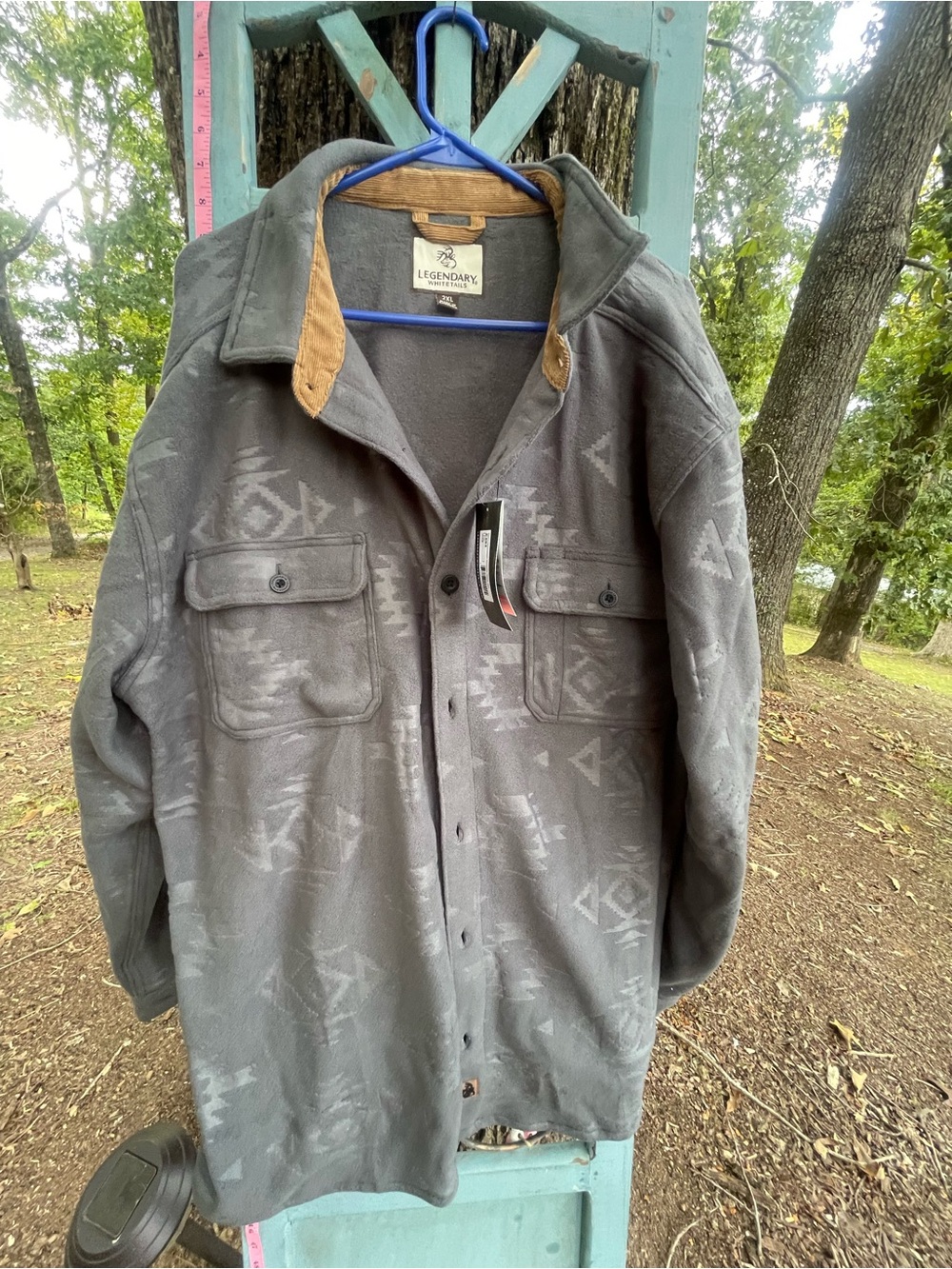 Legendary Whitetails Men's Gray Patterned Shirt Jacket with Tan Collar